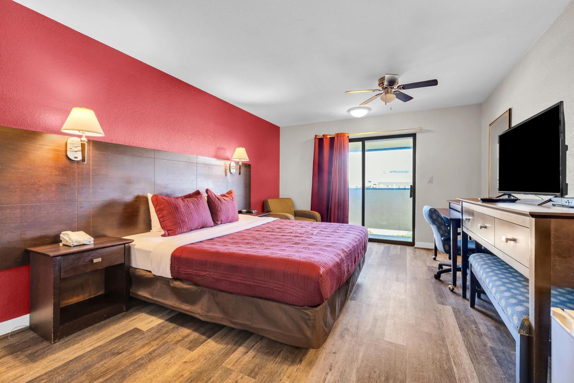 Bay Breeze Inn Сийсайд Екстериор снимка