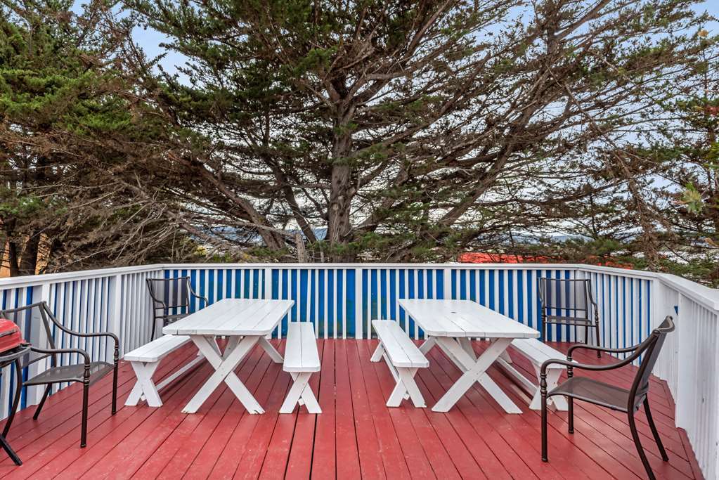 Bay Breeze Inn Сийсайд Удобства снимка